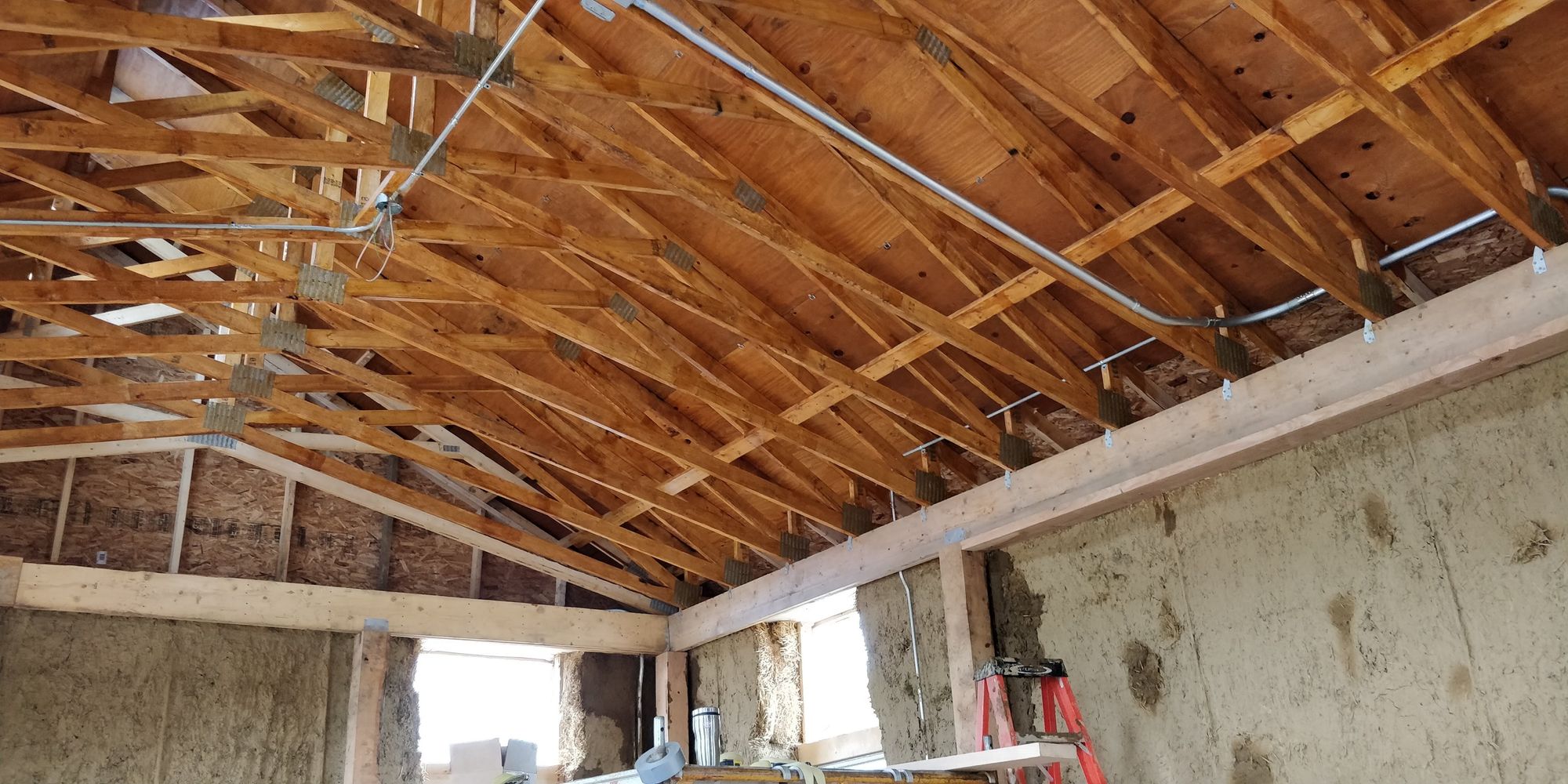 Internal roof frame and mud plastered walls